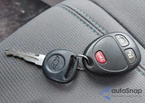 2013 Chevrolet Traverse Ls z USA, uszkodzony, nr VIN 1GNKVFED5DJ257137